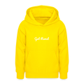 Gelber Teenager-Hoodie mit Kapuze und Bauchtasche, Schriftzug „Gut Runst“.