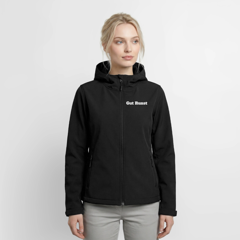 Damen-Softshelljacke schwarz, Kapuze, Frontreißverschluss, Brust-Logo „Gut Runst“